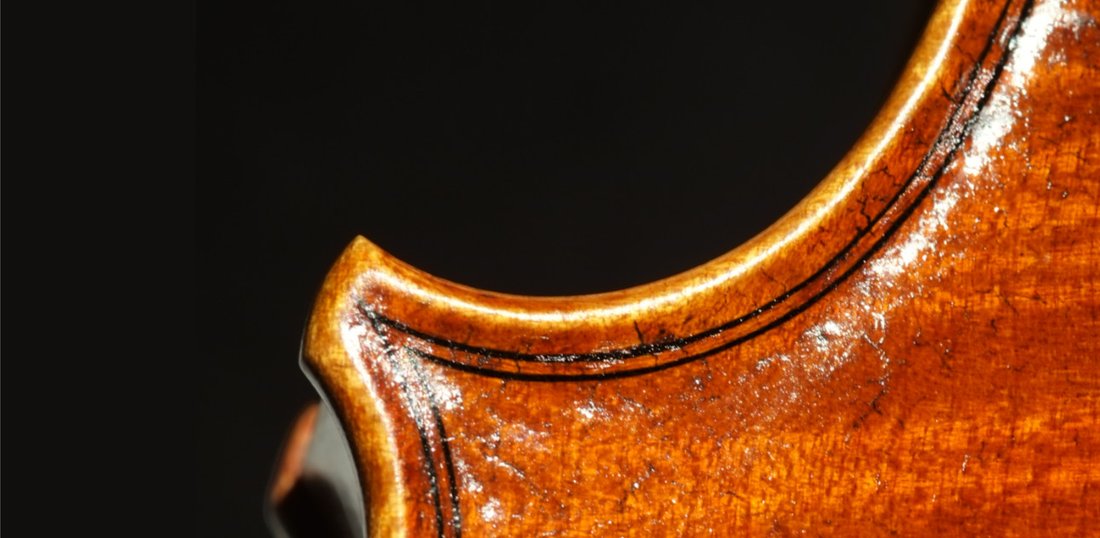 Stradivari 1727 Ecke